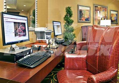 почивка в Residence Inn by Marriott Kansas City Airport