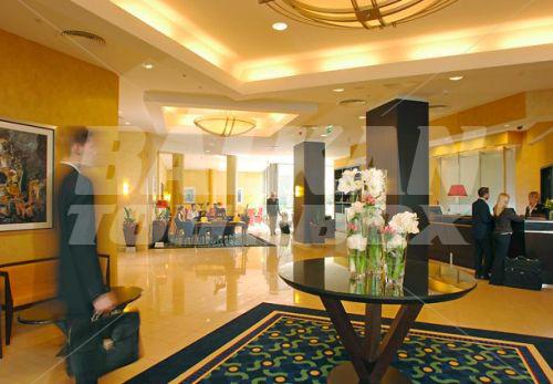почивка в Courtyard By Marriott Prague Flora