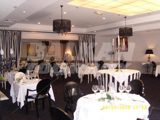 почивка в Elysee Palace Four Points By Sheraton