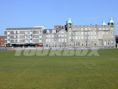 почивка в University Arms Cambridge