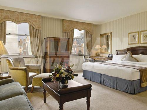 почивка в Millennium Mayfair