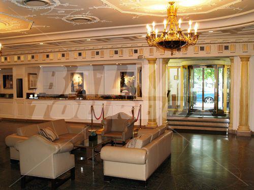 почивка в Millennium Mayfair