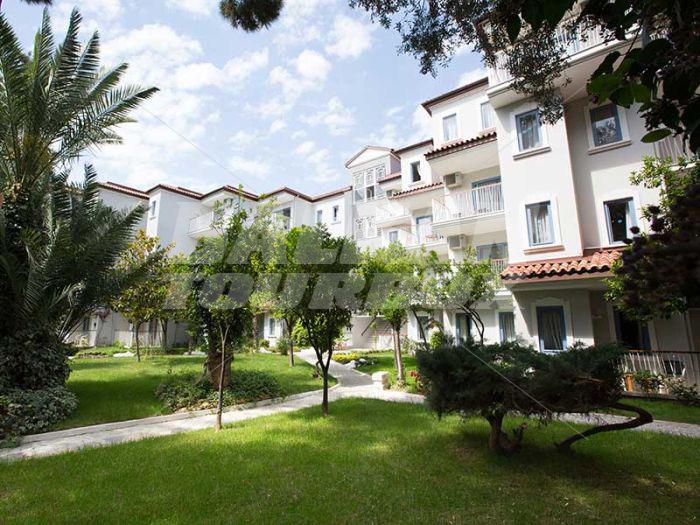 почивка в Sentido Marina Suites