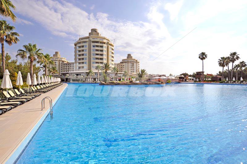 holiday in Rixos Lares