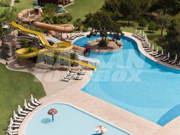 holiday in Rixos Lares
