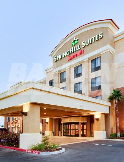 почивка в SpringHill Suites by Marriott Fresno