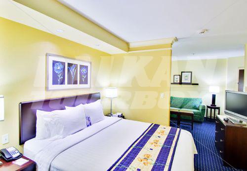 почивка в SpringHill Suites by Marriott Fresno