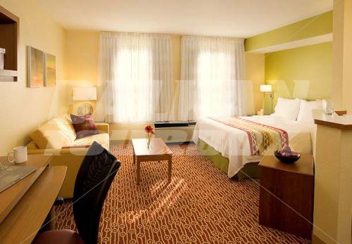 почивка в TownePlace Suites by Marriott Newark Silicon Valley