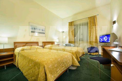 почивка в Ramada Airport Prague