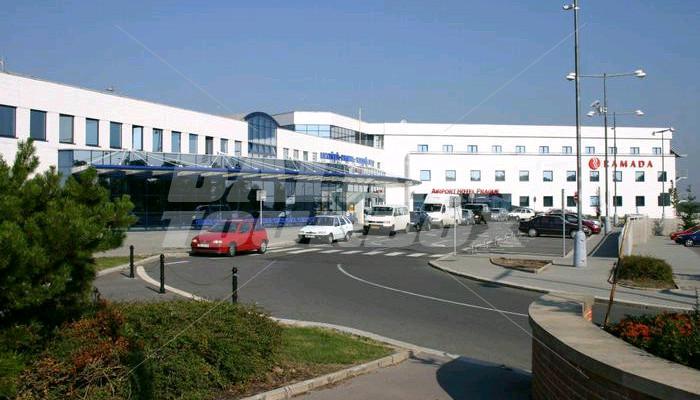 почивка в  Ramada Airport Prague