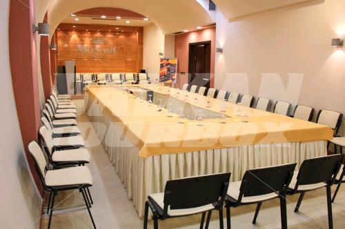 holiday in Monarc Hotel