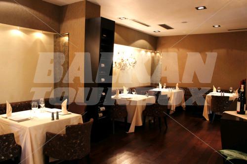holiday in Monarc Hotel