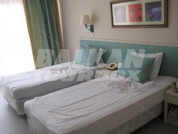 почивка в WOW World Palace