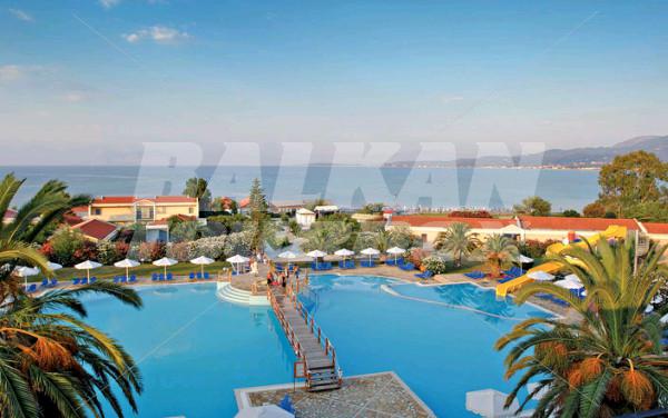 почивка в Roda Beach Resort and Spa