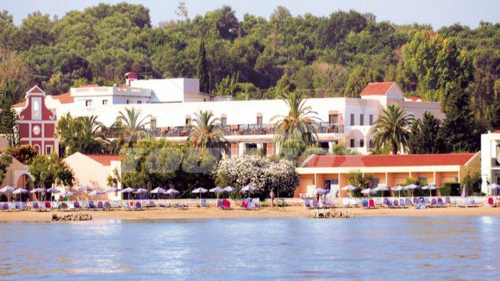 почивка в Roda Beach Resort and Spa