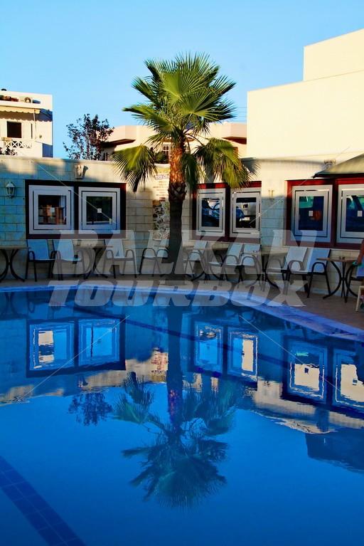 holiday in Bella Elena Apartments