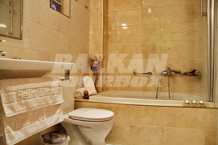 holiday in Bella Elena Apartments