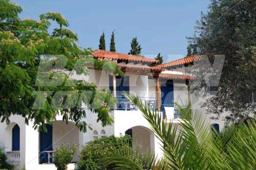 holiday in Eretria Village