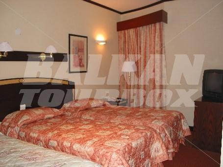 почивка в Sandrass Inn