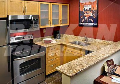 почивка в Residence Inn by Marriott Syracuse Carrier Circle