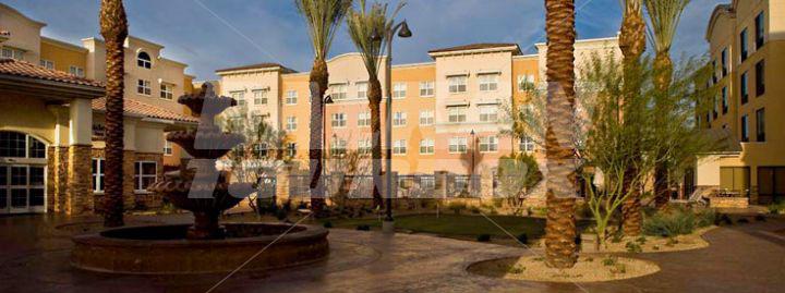 почивка в  SpringHill Suites by Marriott Phoenix Glendale Sports & Entertainment District