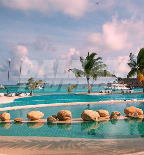 почивка в Holiday Inn Resort Kandooma