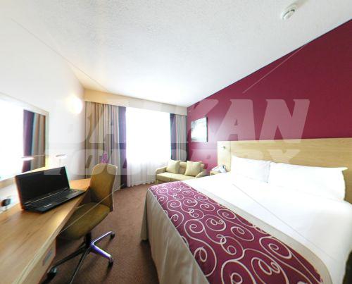 почивка в Jurys Inn Sheffield