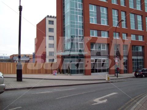 почивка в Jurys Inn Sheffield