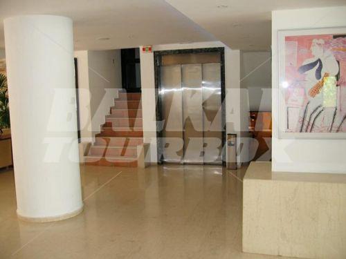 holiday in Elmi Suites