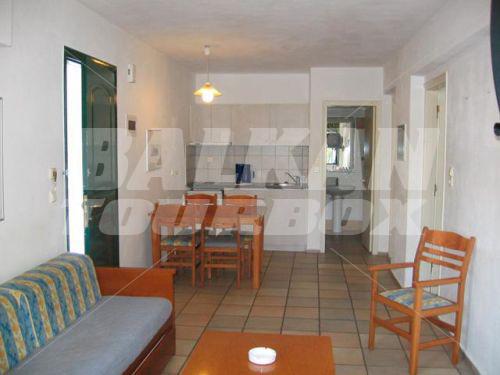 holiday in Elmi Suites