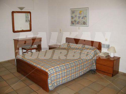 holiday in Elmi Suites
