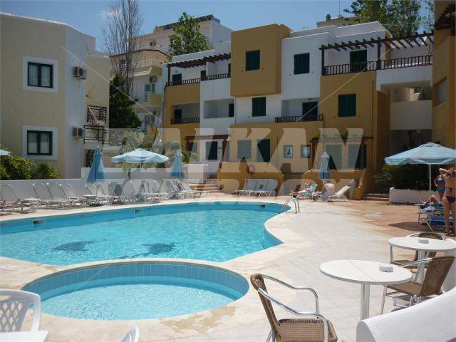 holiday in Elmi Suites