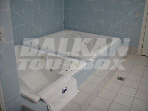 holiday in Elmi Suites