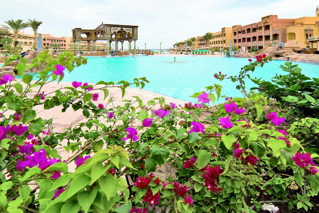 почивка в  Sunny Days El Palacio