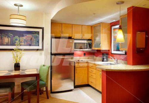 почивка в Residence Inn by Marriott Miami Airport South