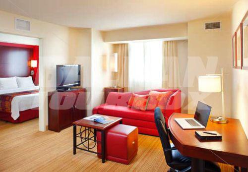 почивка в Residence Inn by Marriott Miami Airport South