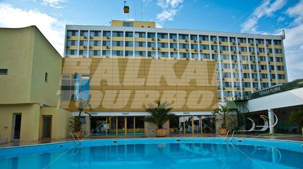 почивка в Flora Mamaia