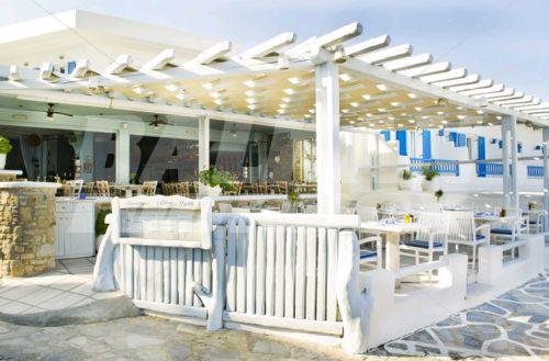holiday in Petinos