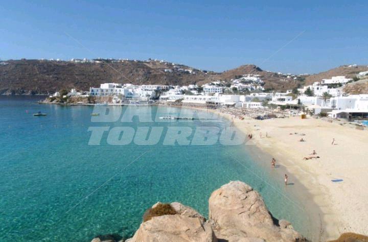 holiday in Petinos