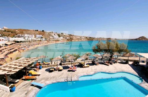 holiday in Petinos