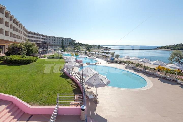 holiday in Island Hotel Istra