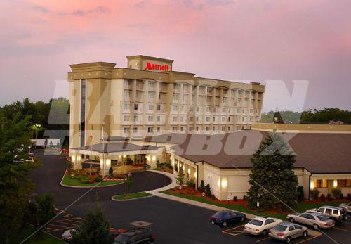 почивка в Rochester Airport Marriott