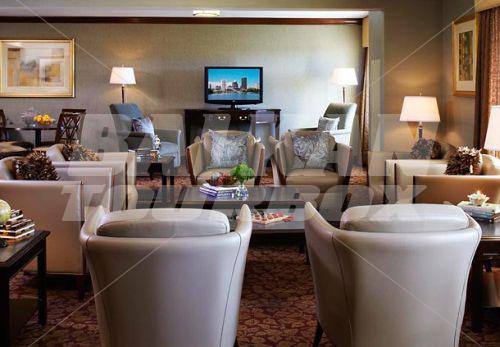 почивка в Rochester Airport Marriott