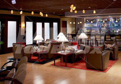 почивка в Rochester Airport Marriott