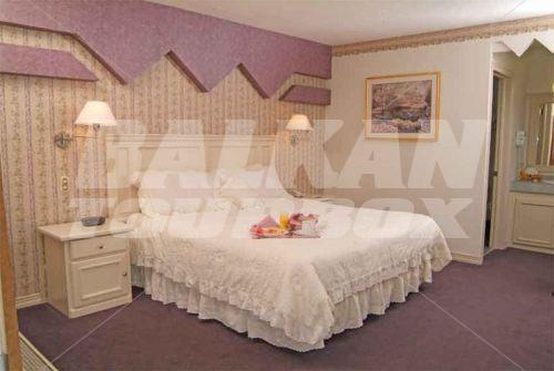 почивка в El Cason Hotel and Suites