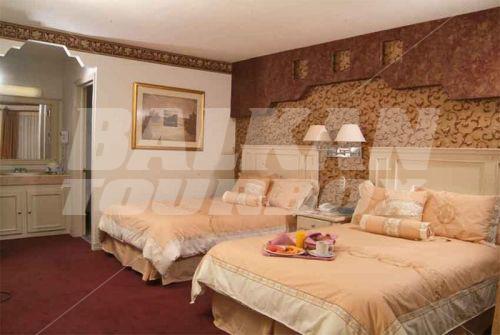 почивка в El Cason Hotel and Suites