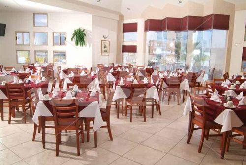 почивка в El Cason Hotel and Suites