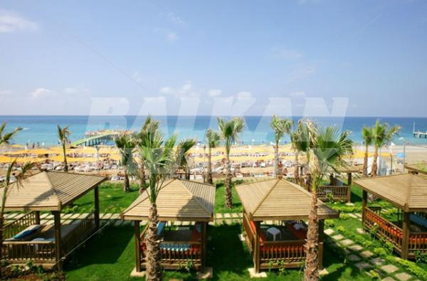 почивка в Mukarnas Spa Resort