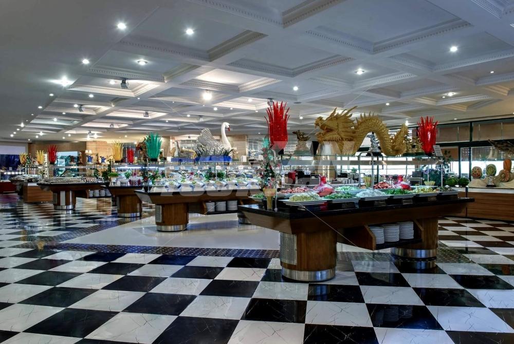 почивка в Delphin Deluxe Resort