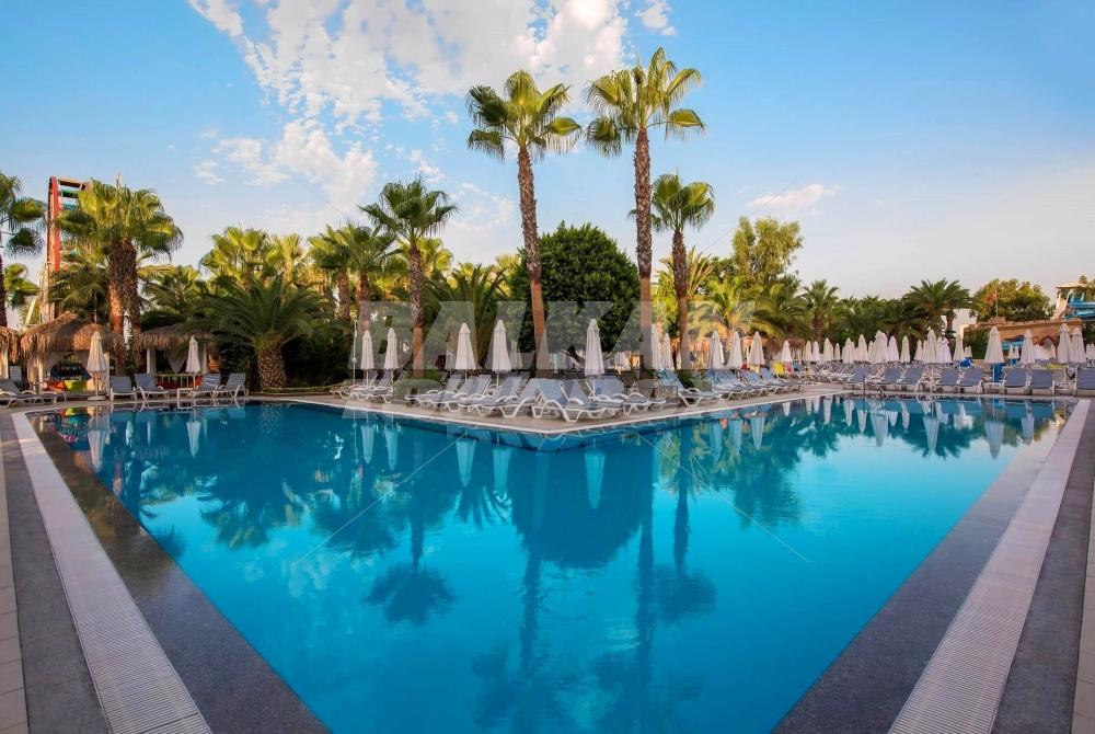 почивка в Delphin Deluxe Resort